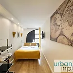 Urban Flat 120 - Charming 3 Bedroom Flat In Le Marais Παρίσι