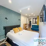 Urban Flat 120 - Charming 3 Bedroom Flat In Le Marais *